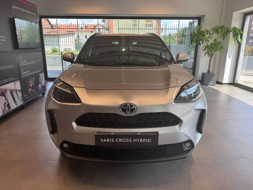 Toyota Yaris Cross nuova a Torino (5)