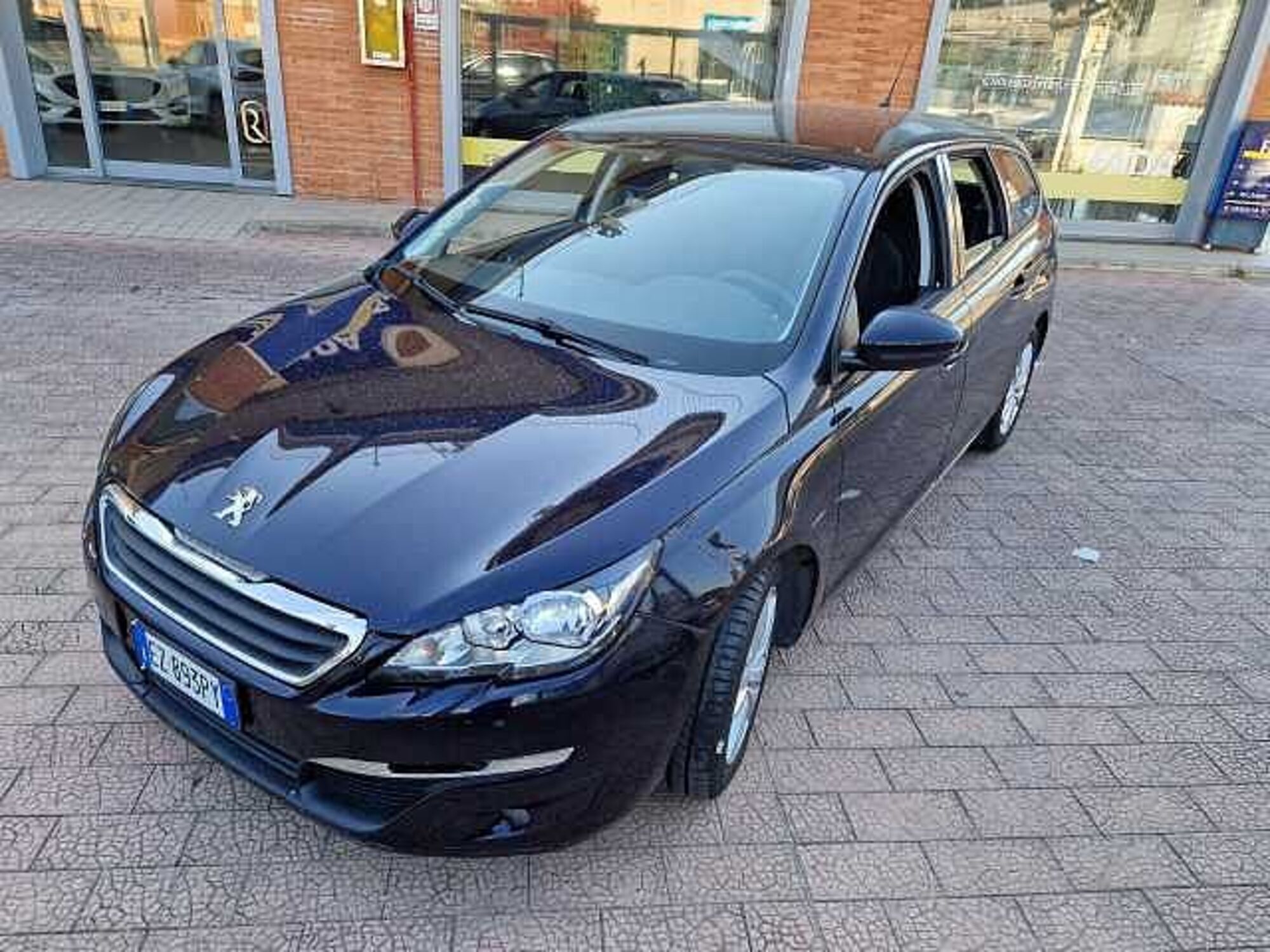 Peugeot 308 SW 2.0 HDi 150CV Sport  del 2015 usata a Salerno