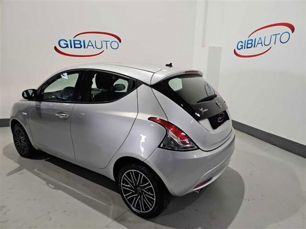 Lancia Ypsilon usata a Palermo (6)