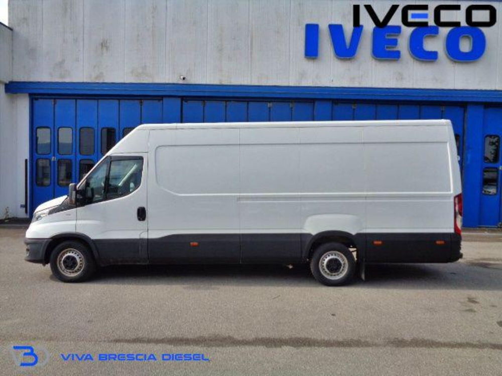 Iveco Daily Furgone usata a Brescia (4)