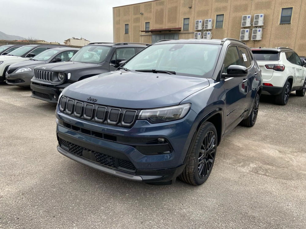 Jeep Compass nuova a Caserta (3)