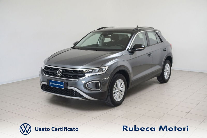 Volkswagen T-Roc 1.5 tsi Life dsg del 2023 usata a Citta&#039; della Pieve