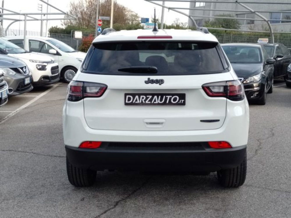 Jeep Compass nuova a Brescia (17)