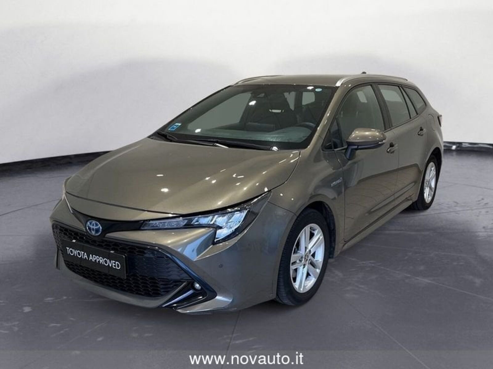 Toyota Corolla 1.8h Active auto del 2020 usata a Varese