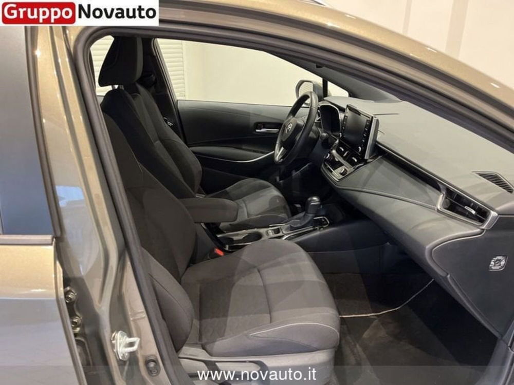 Toyota Corolla Touring Sports usata a Varese (15)