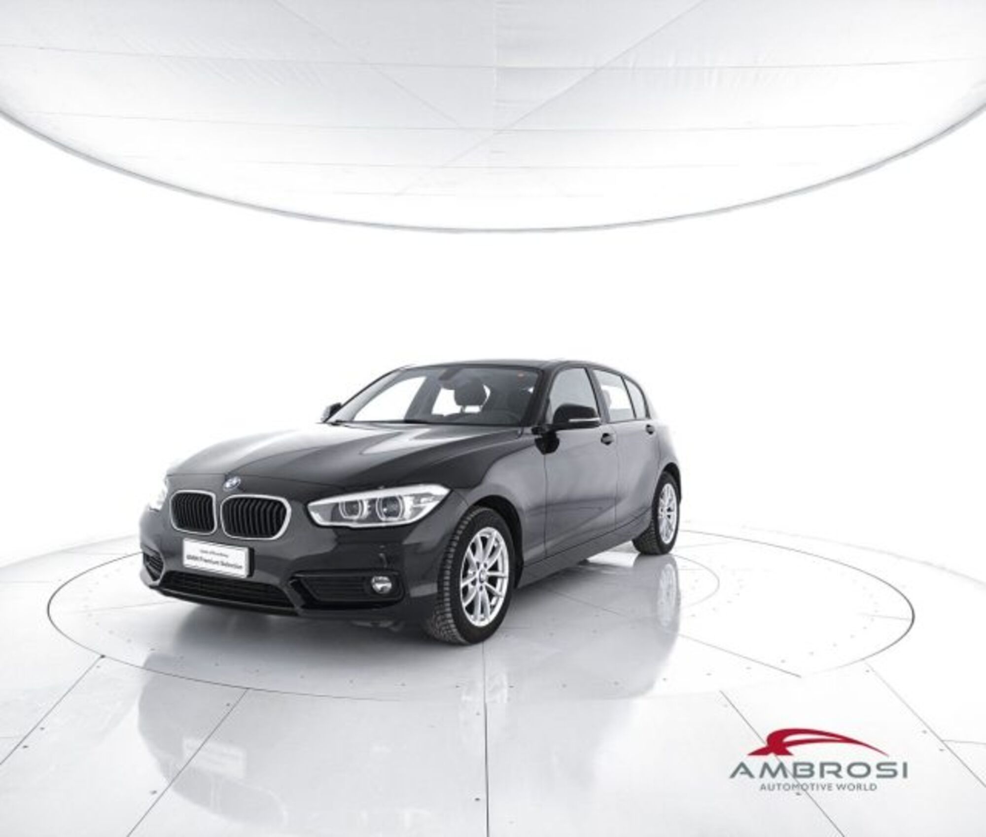 BMW Serie 1 116d 2.0 116CV cat 5 porte Attiva DPF del 2019 usata a Corciano