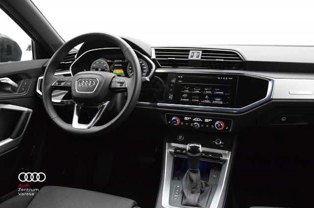 Audi Q3 Sportback usata a Varese (9)