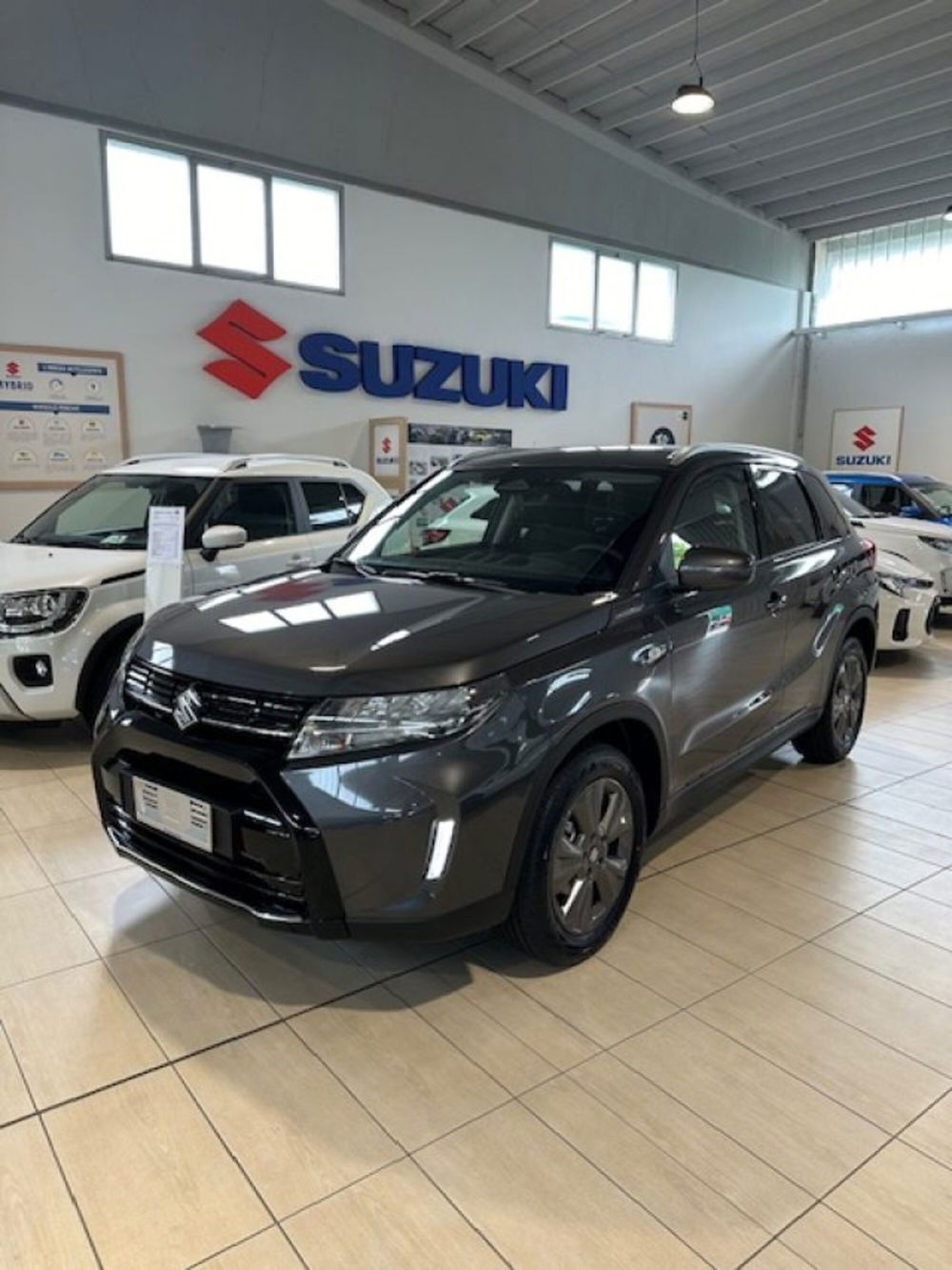 Suzuki Vitara nuova a Novara (2)