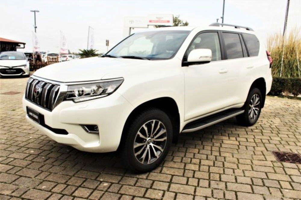 Toyota Land Cruiser nuova a Roma (2)