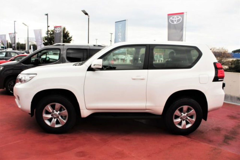 Toyota Land Cruiser nuova a Roma (2)