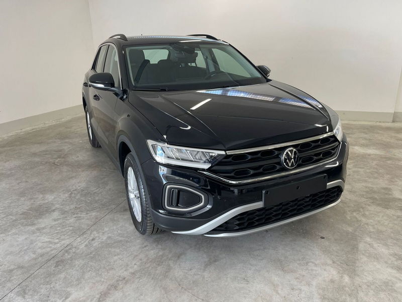 Volkswagen T-Roc 1.5 tsi Life dsg nuova a Avezzano