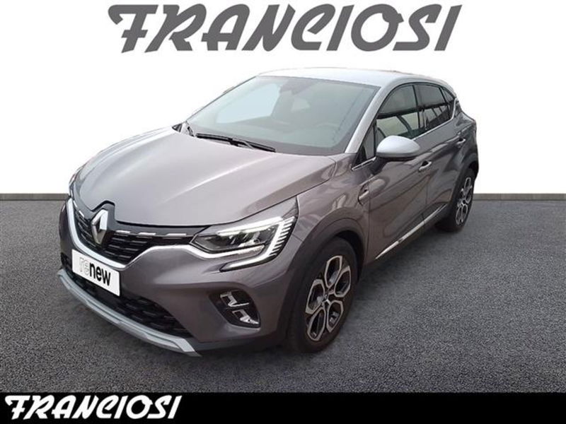 Renault Captur Plug-in Hybrid E-Tech 160 CV Intens  del 2020 usata a Mirandola