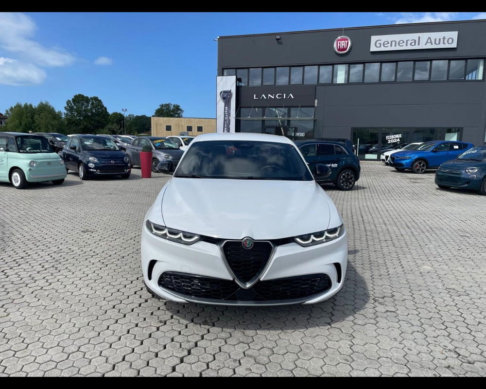 Alfa Romeo Tonale nuova a Lucca (2)