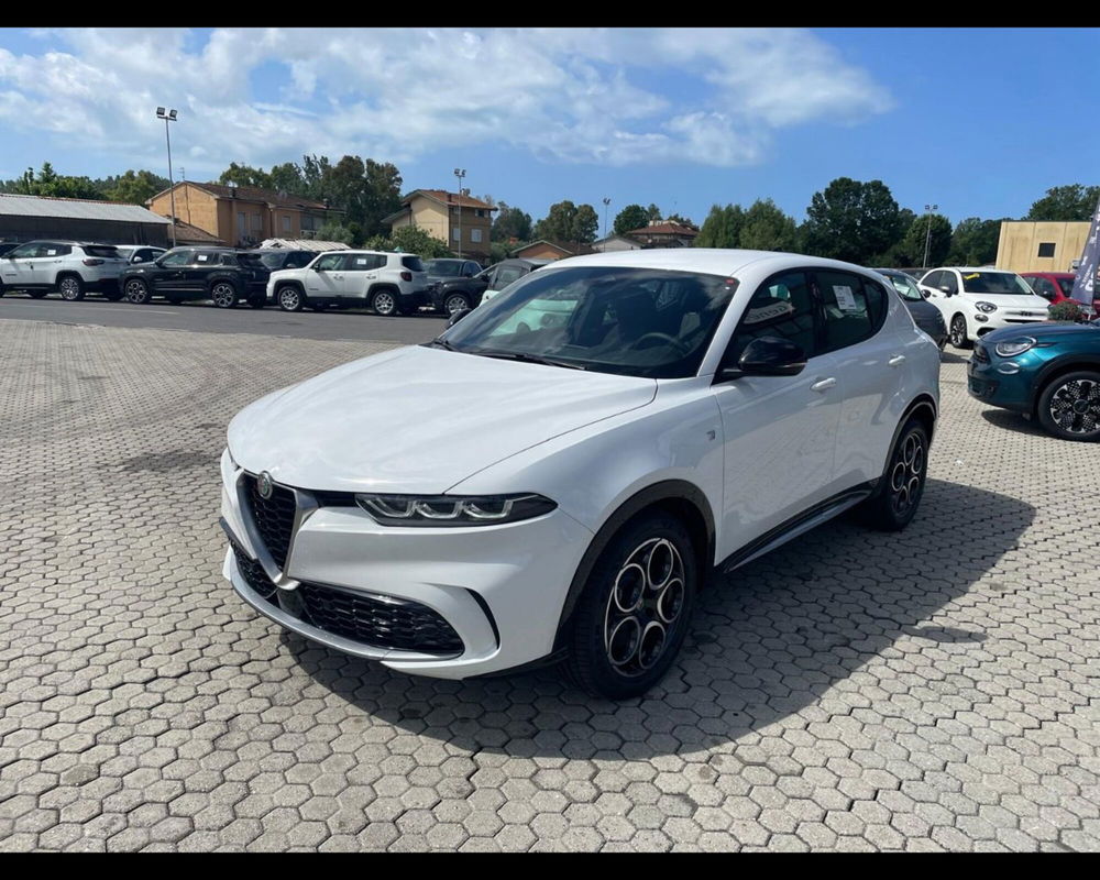 Alfa Romeo Tonale nuova a Lucca (3)