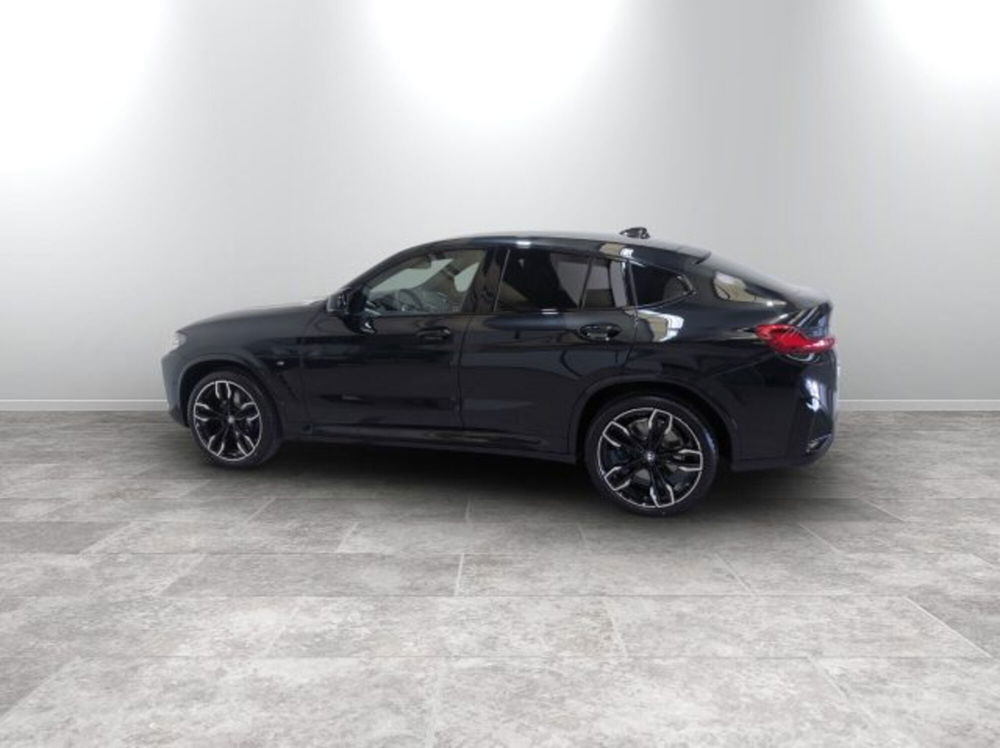 BMW X4 nuova a Modena (17)