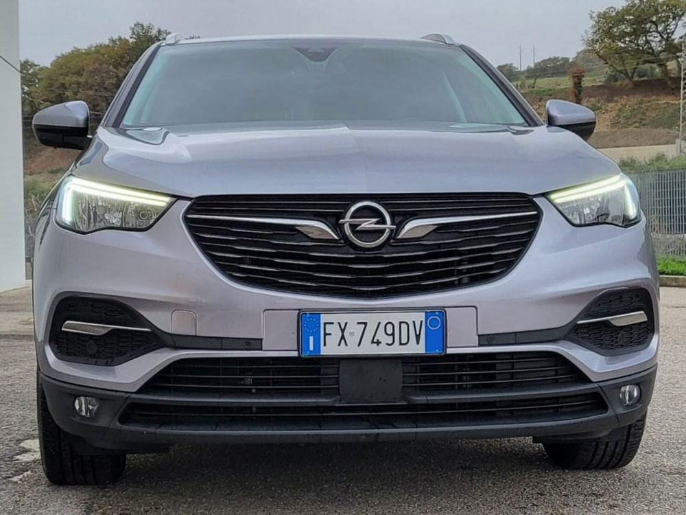 Opel Grandland X usata a Foggia (7)