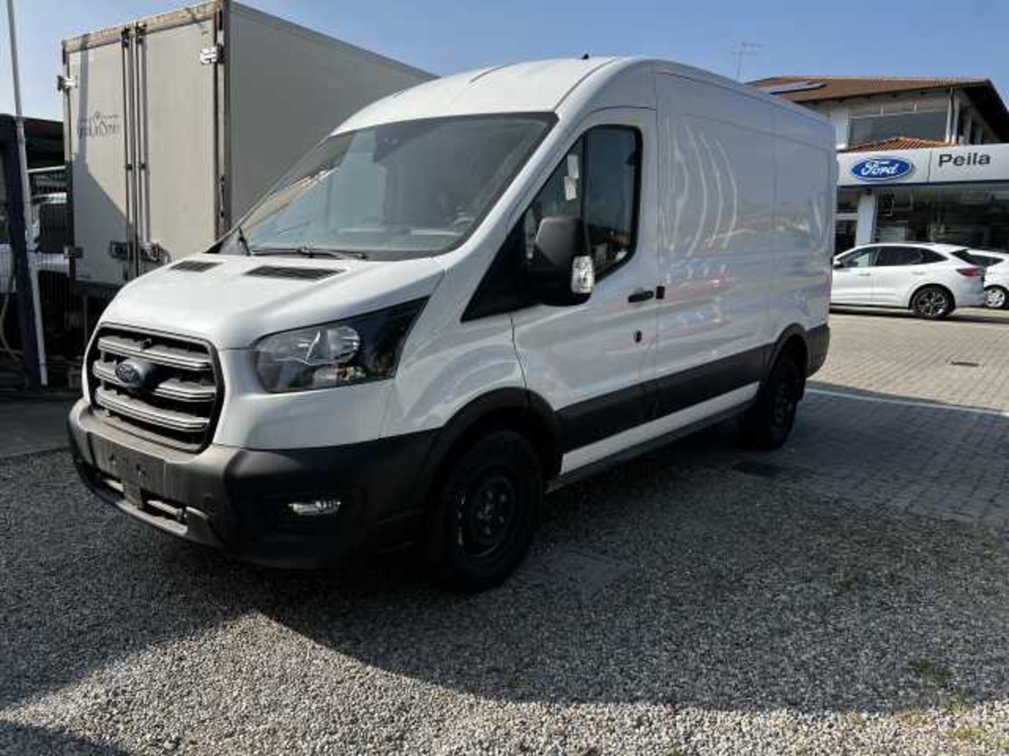 Ford Transit Furgone 350 awd 2.0 ecoblue 130cv trend L2H2 nuova a Pavone Canavese