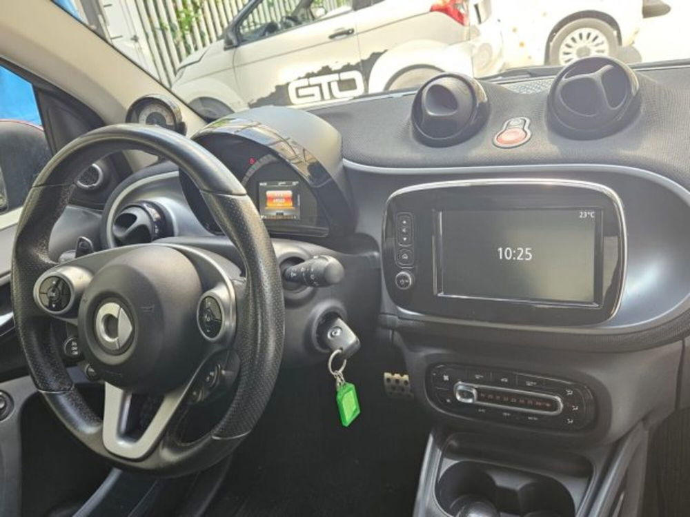 smart Fortwo usata a Napoli (11)