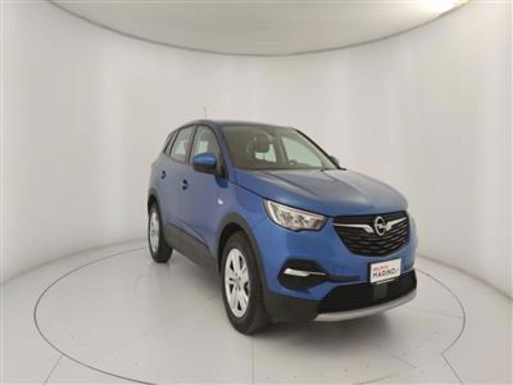 Opel Grandland X usata a Bari (11)