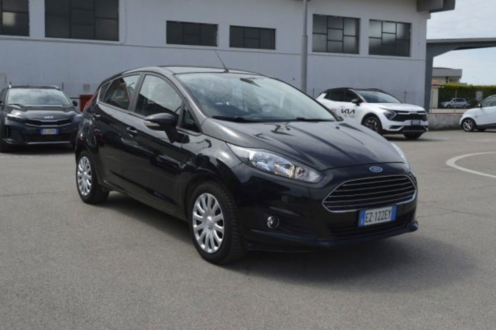 Ford Fiesta usata a Latina