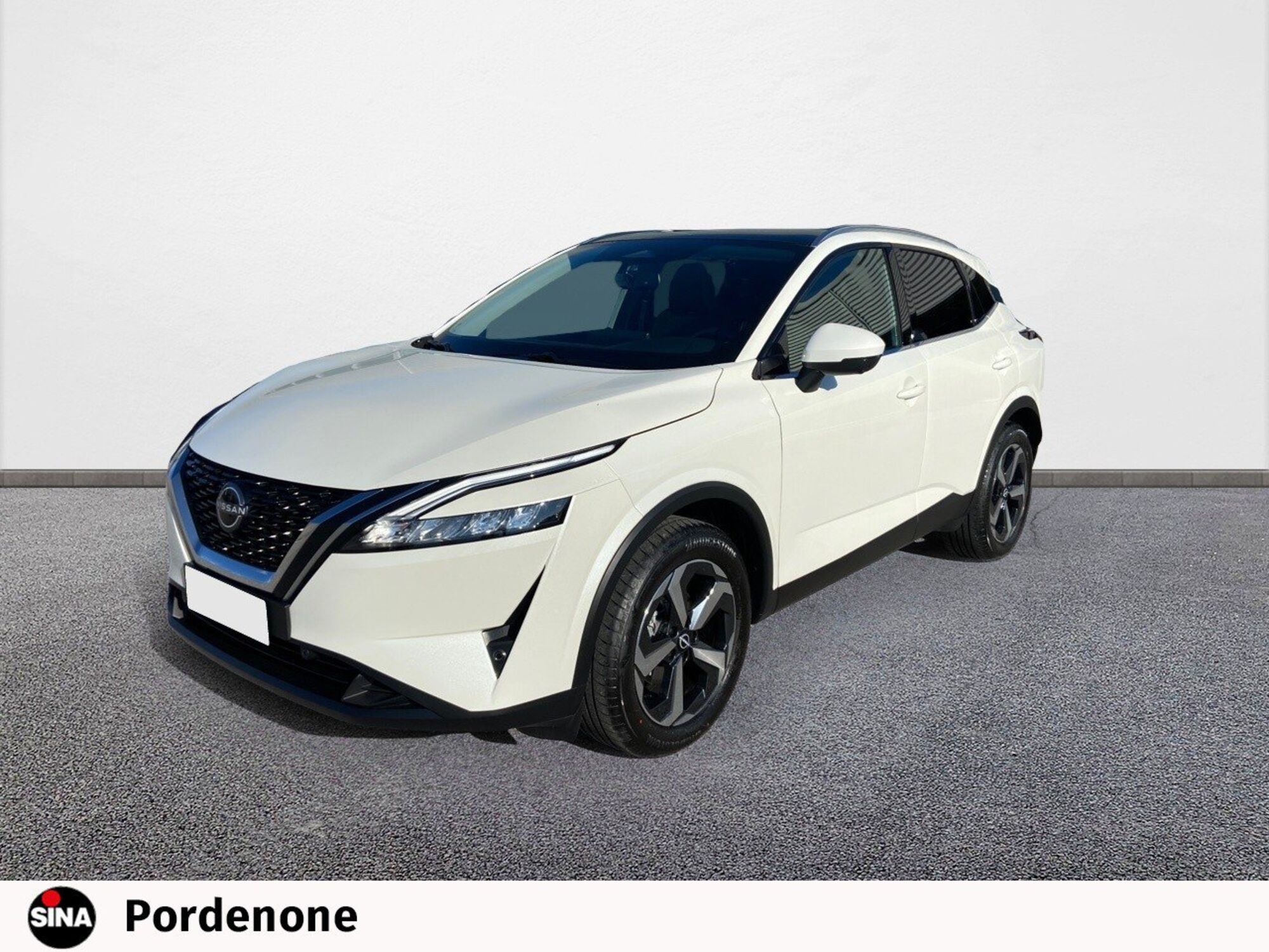 Nissan Qashqai 1.3 mhev N-Connecta 2wd 140cv del 2023 usata a Pordenone