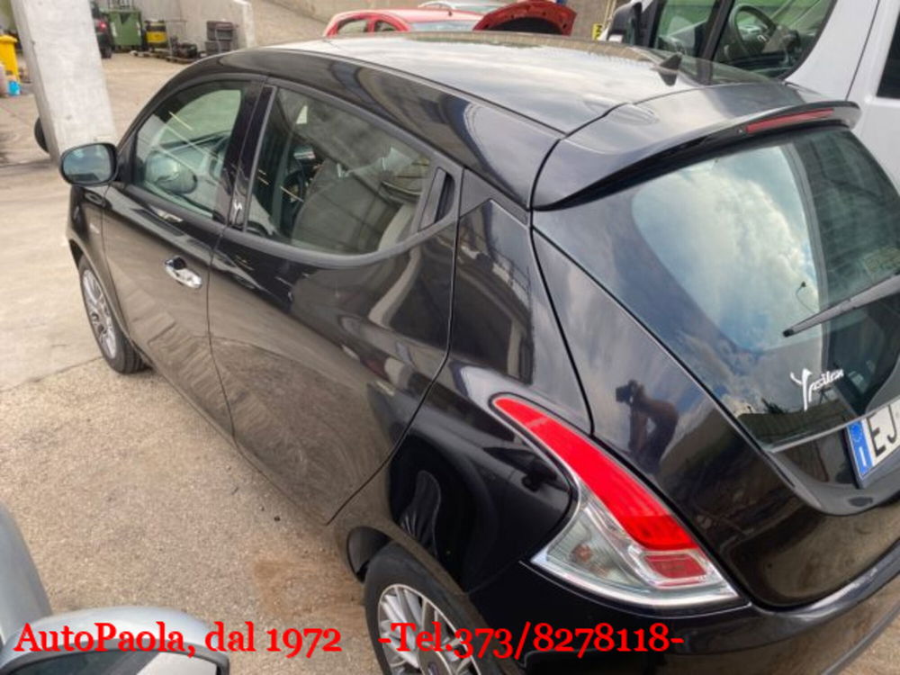 Lancia Ypsilon usata a Verona (4)