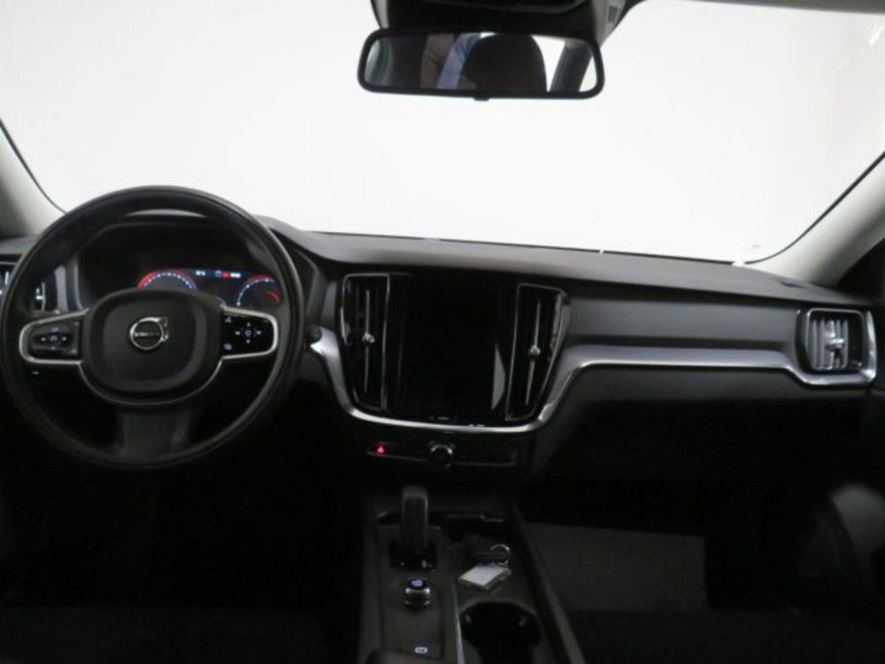 Volvo V60 usata a Como (9)