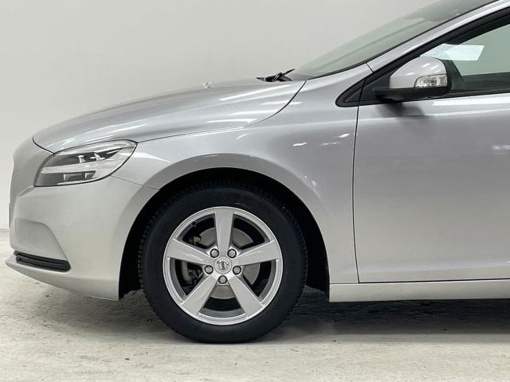 Volvo V40 usata a Como (9)