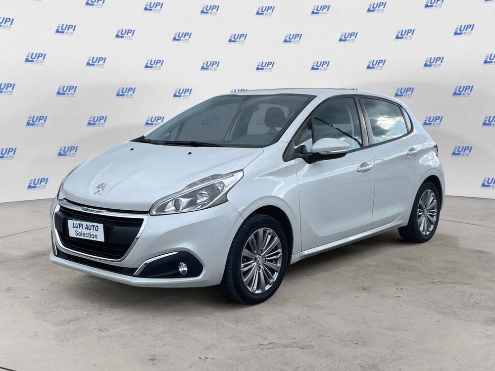 Peugeot 208 usata a Pistoia