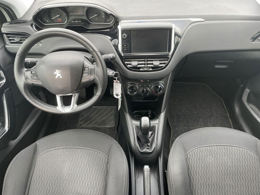 Peugeot 208 usata a Pistoia (9)