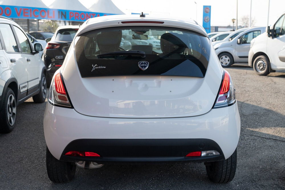 Lancia Ypsilon usata a Torino (5)