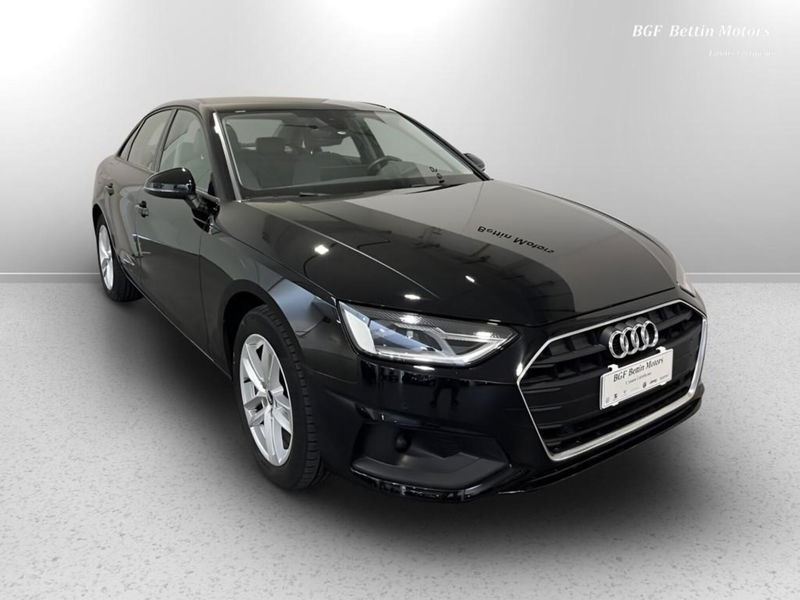 Audi A4 30 2.0 tdi mhev S line edition 136cv s-tronic del 2021 usata a Piove di Sacco