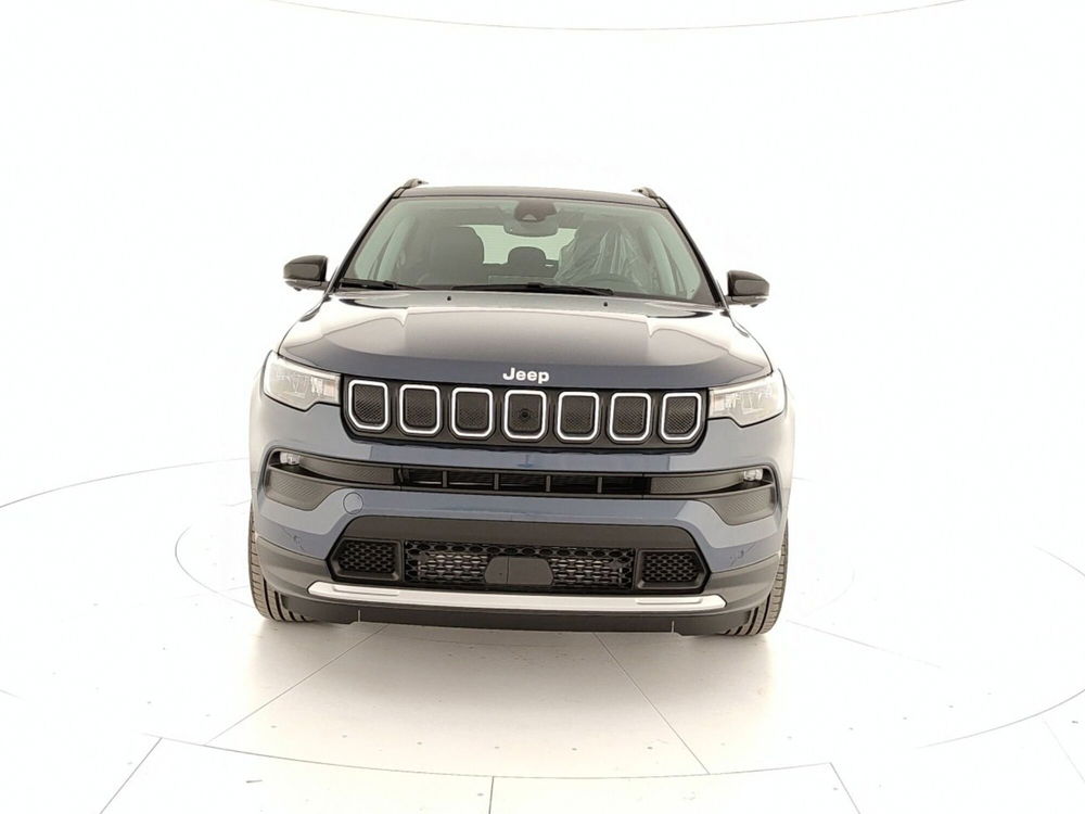 Jeep Compass nuova a Caserta (2)