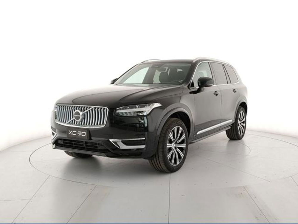 Volvo XC90 nuova a Modena (2)