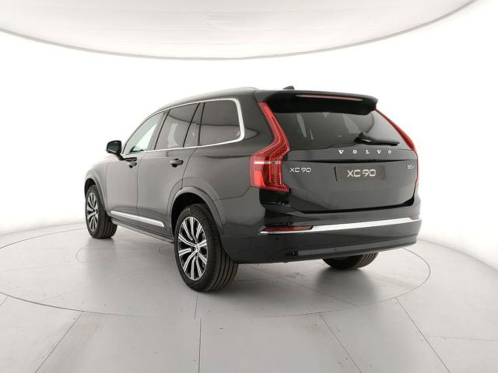 Volvo XC90 nuova a Modena (3)