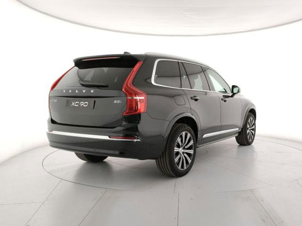 Volvo XC90 nuova a Modena (5)