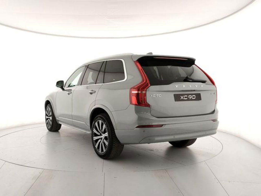 Volvo XC90 nuova a Modena (3)