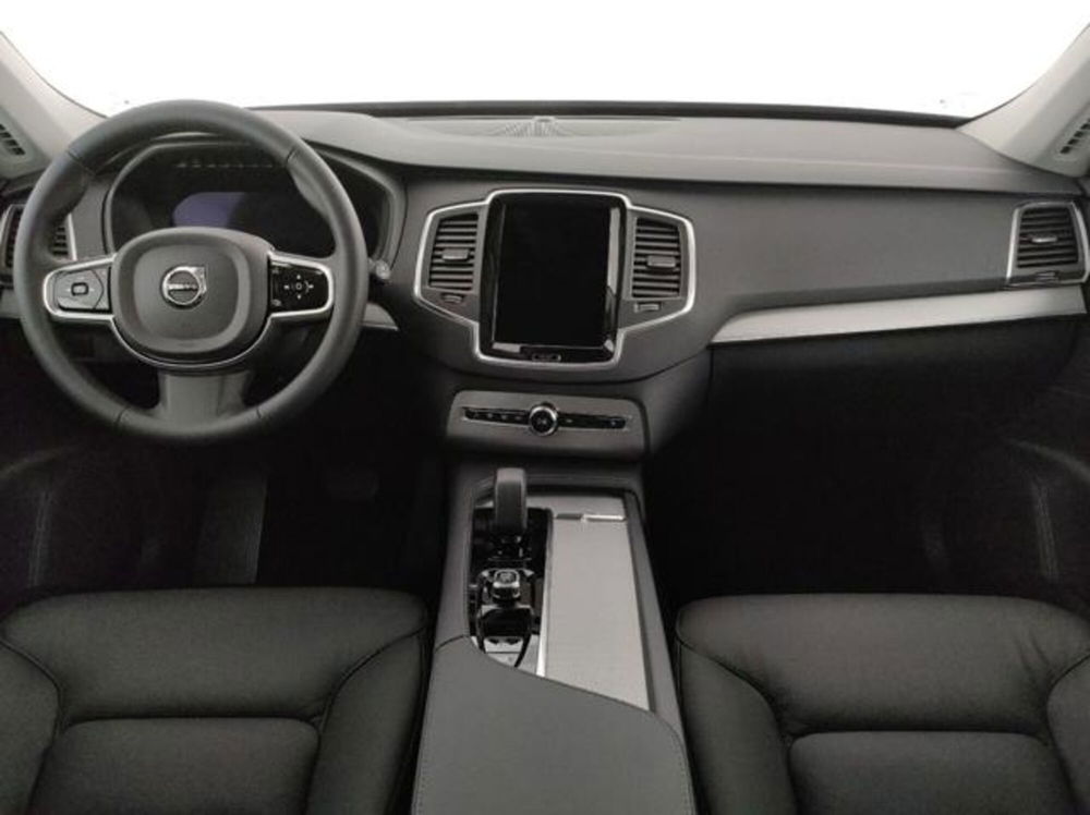 Volvo XC90 nuova a Modena (14)