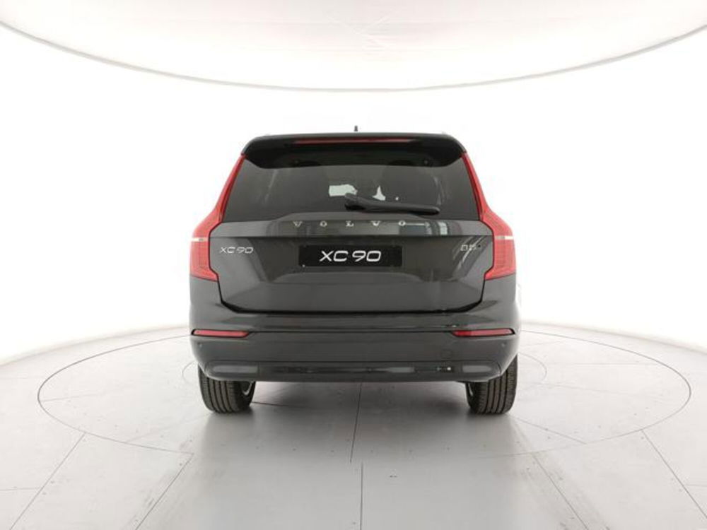 Volvo XC90 nuova a Modena (4)