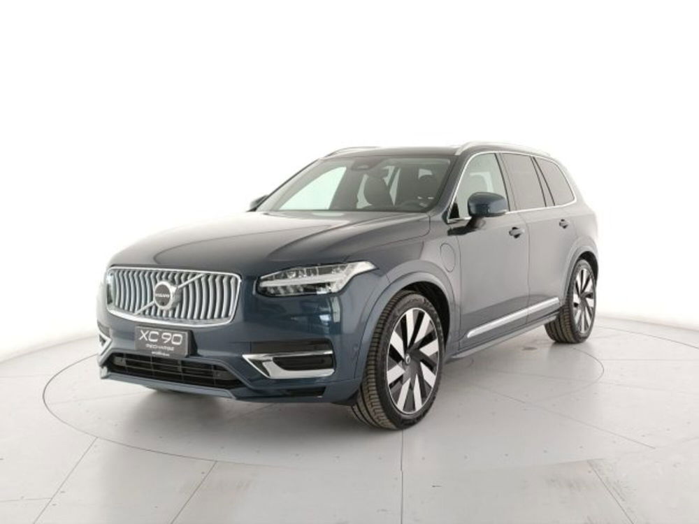 Volvo XC90 nuova a Modena (2)