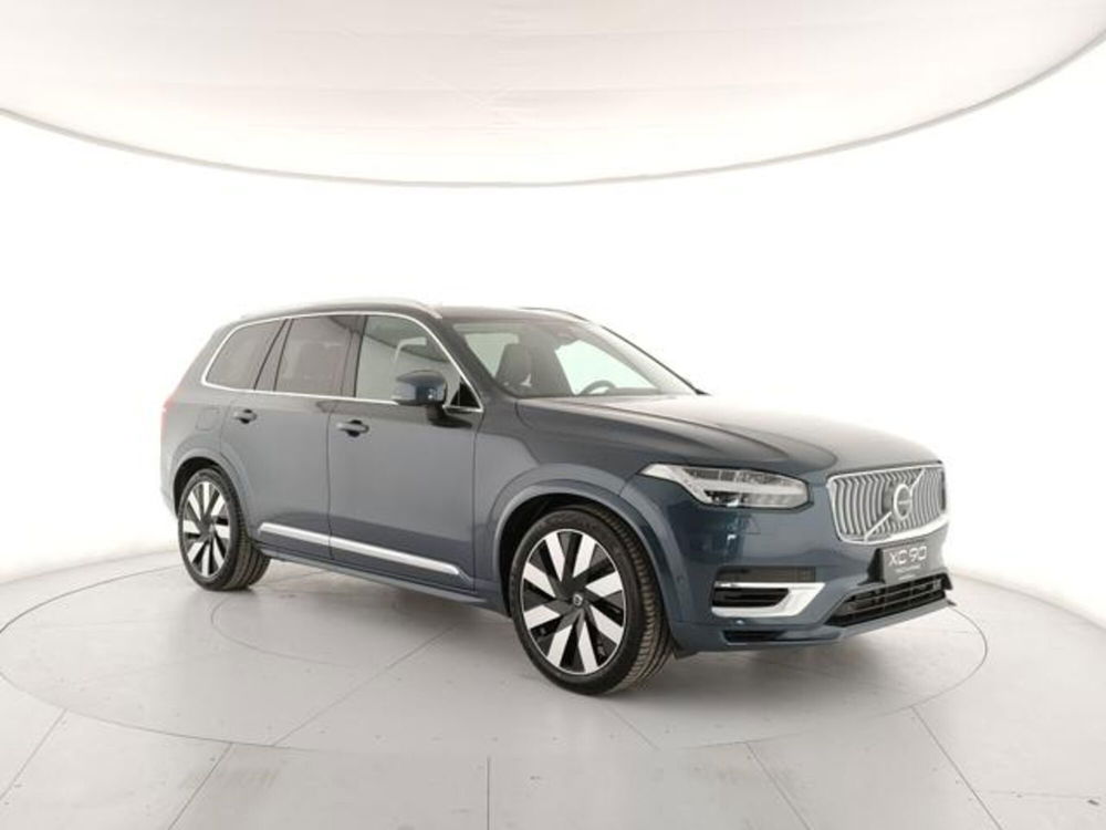 Volvo XC90 nuova a Modena (6)