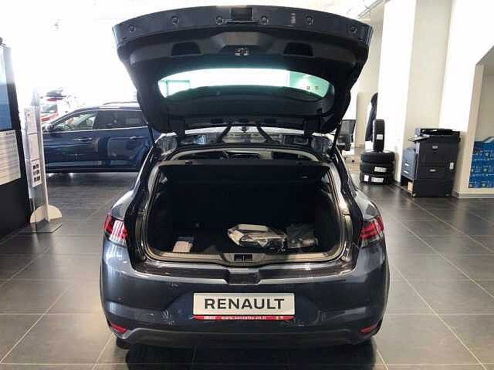 Renault Mégane nuova a Cuneo (16)