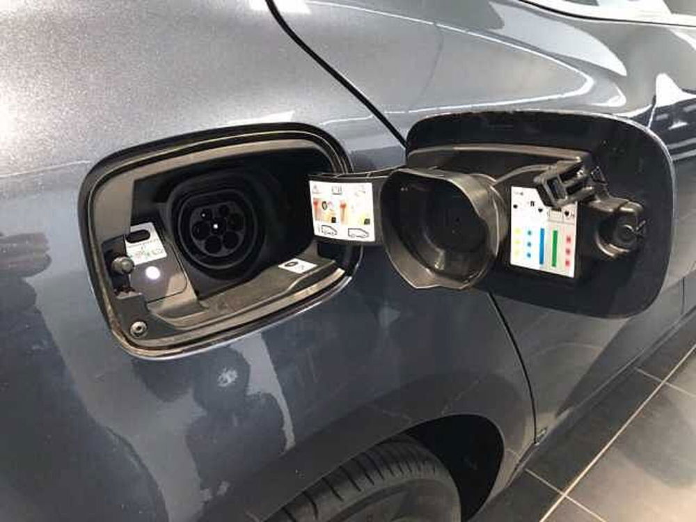 Renault Mégane nuova a Cuneo (18)