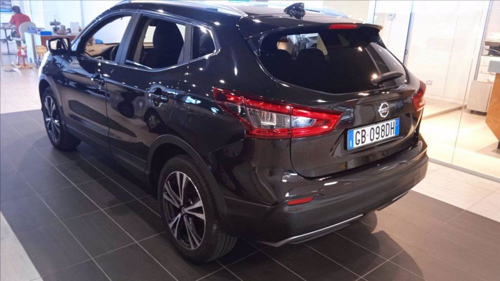 Nissan Qashqai usata a Milano (4)