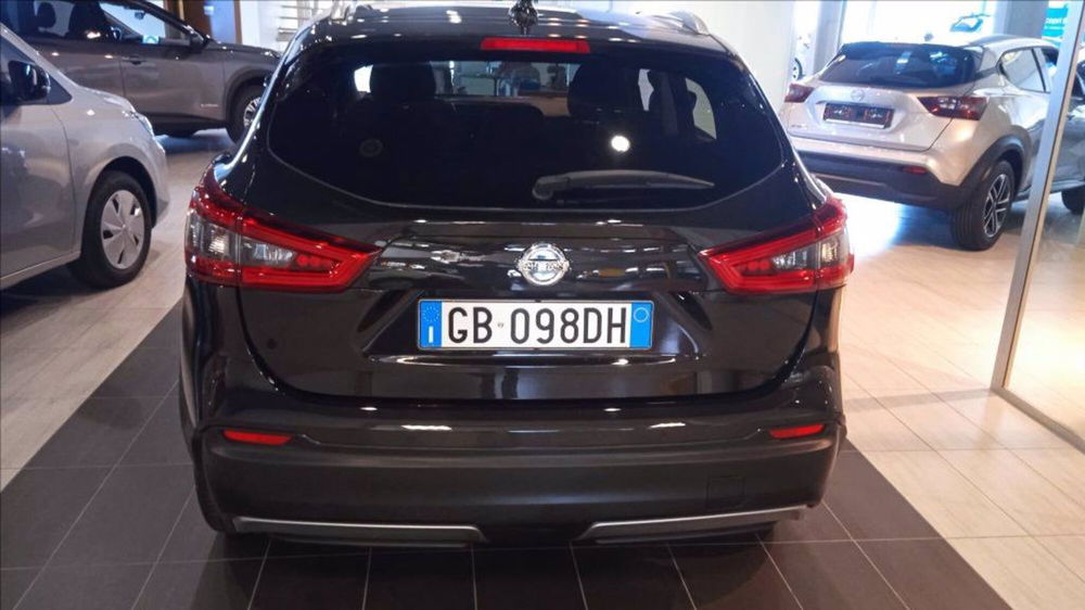 Nissan Qashqai usata a Milano (5)