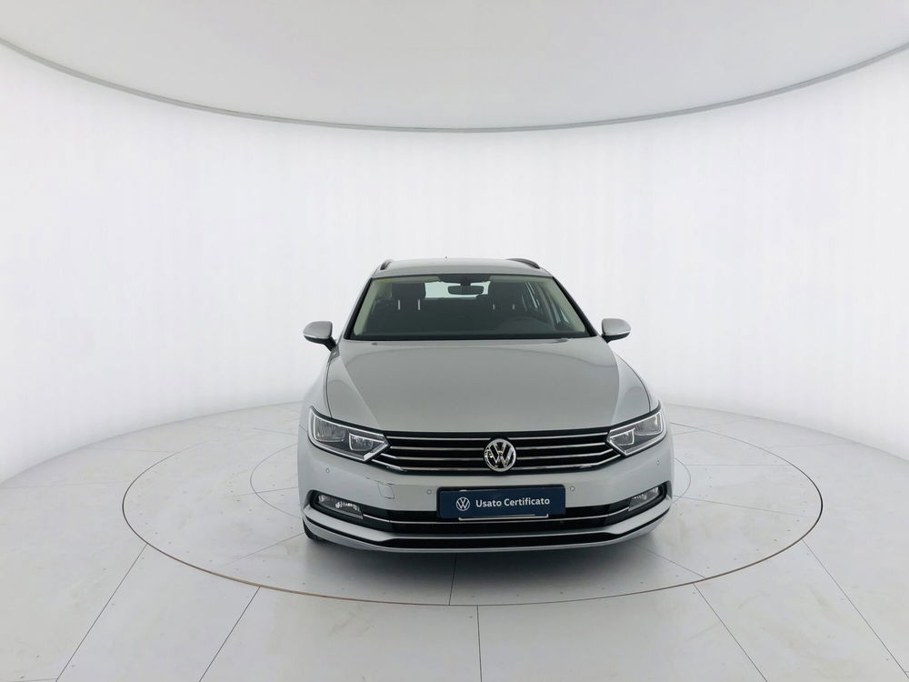 Volkswagen Passat Variant usata a Massa-Carrara (8)