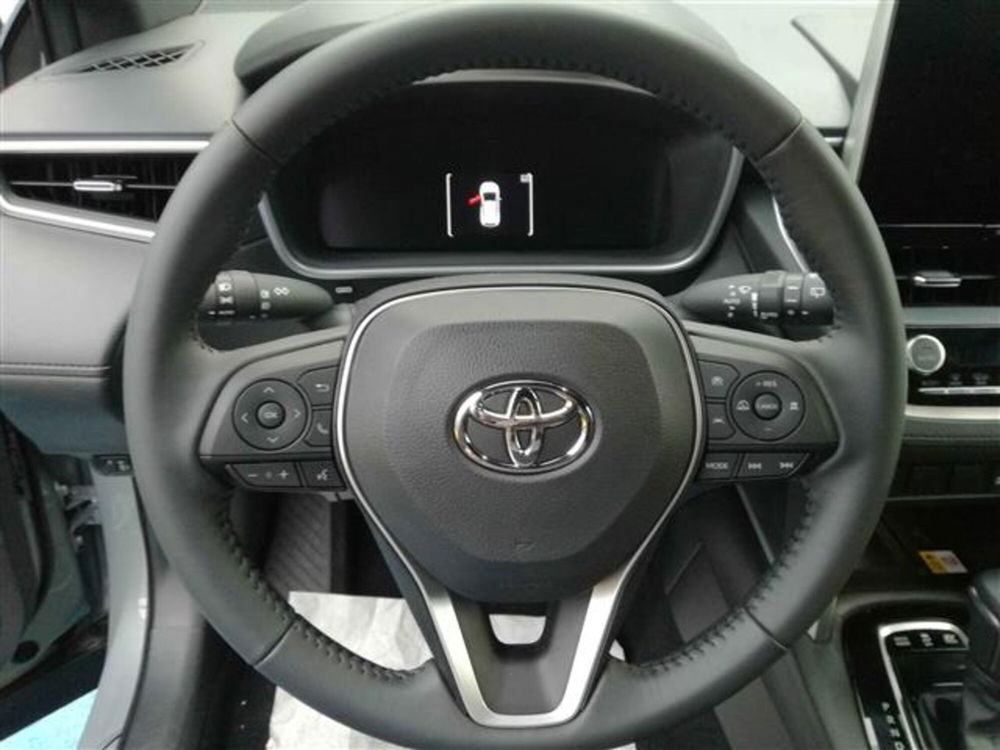 Toyota Corolla Cross Hybrid usata a Salerno (11)