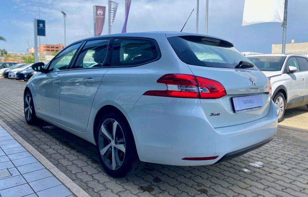 Peugeot 308 SW usata a Bari (5)