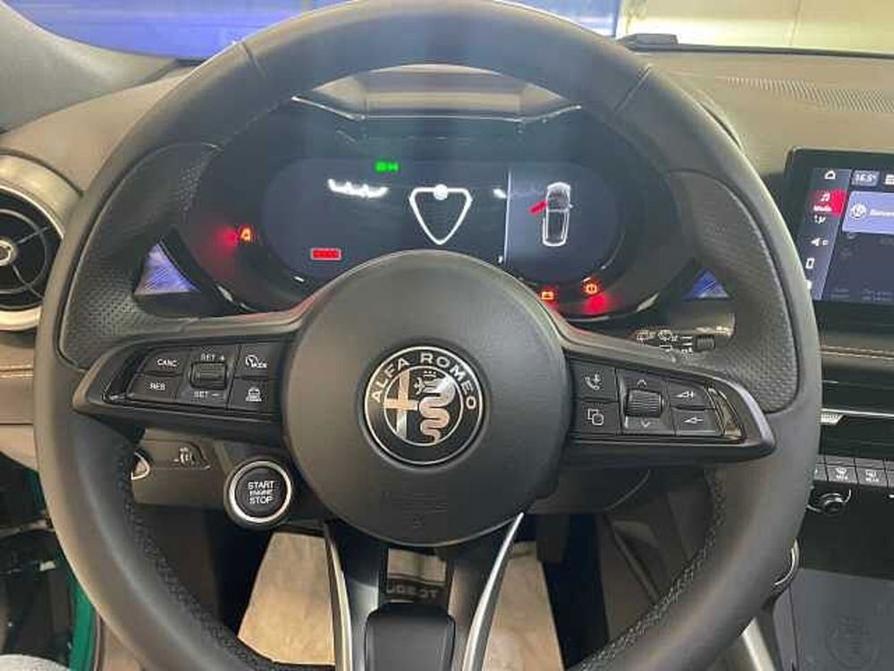 Alfa Romeo Tonale usata a Milano (8)