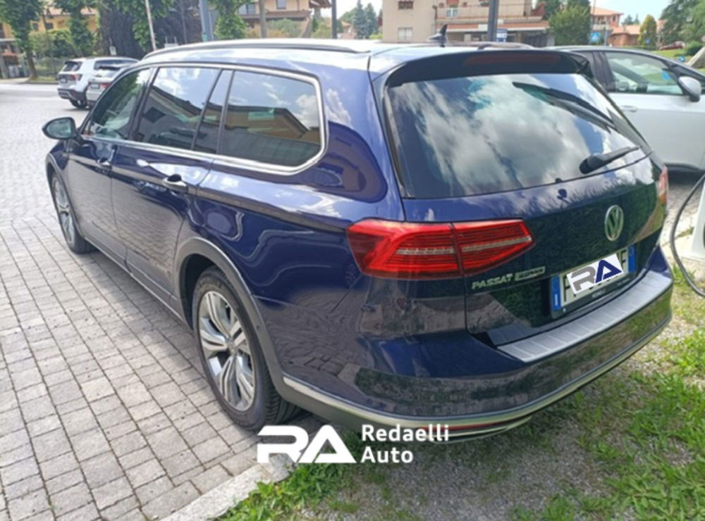 Volkswagen Passat Variant usata a Lecco (4)